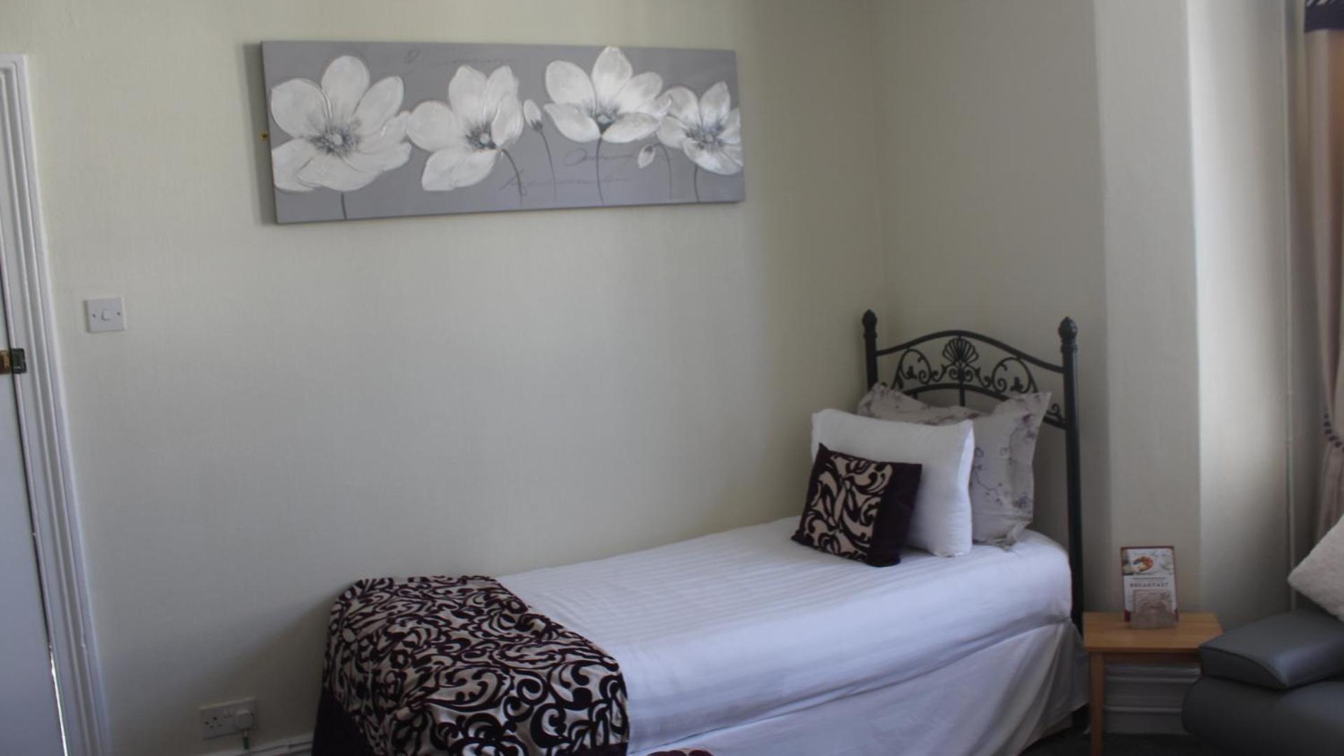 The Heidi Bed & Breakfast Southport Room photo